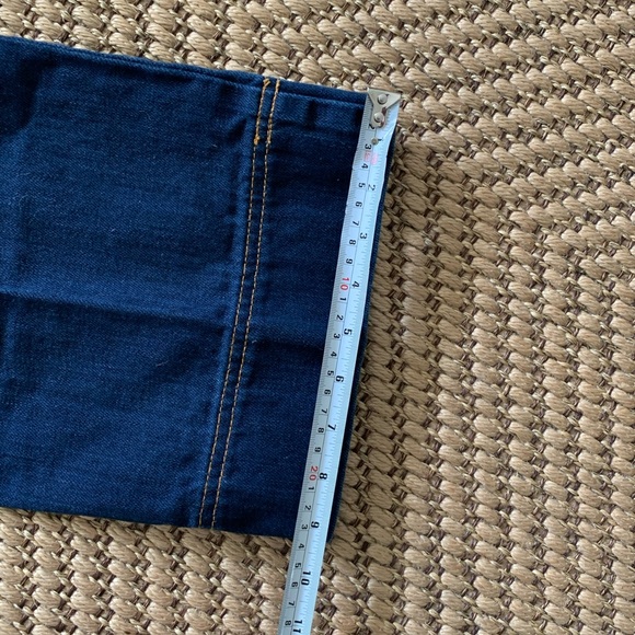 Woman’s Tommy Hilfiger Denim - Picture 4 of 8